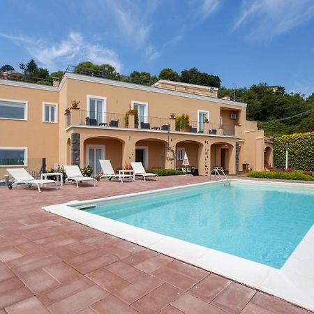 B&B Villa Etelka Aci Castello Buitenkant foto