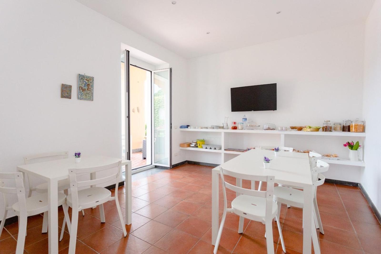 B&B Villa Etelka Aci Castello Buitenkant foto
