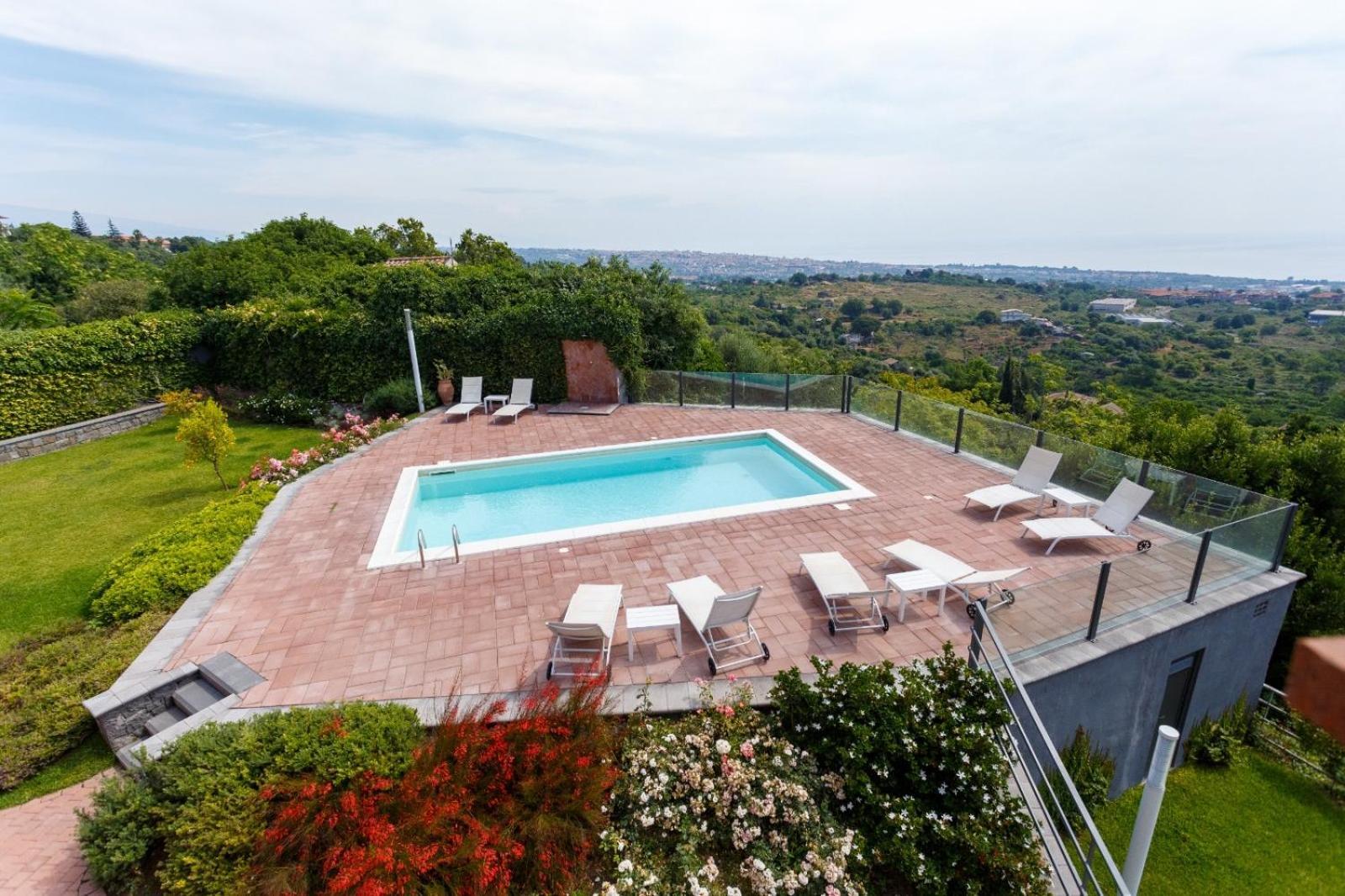 B&B Villa Etelka Aci Castello Buitenkant foto