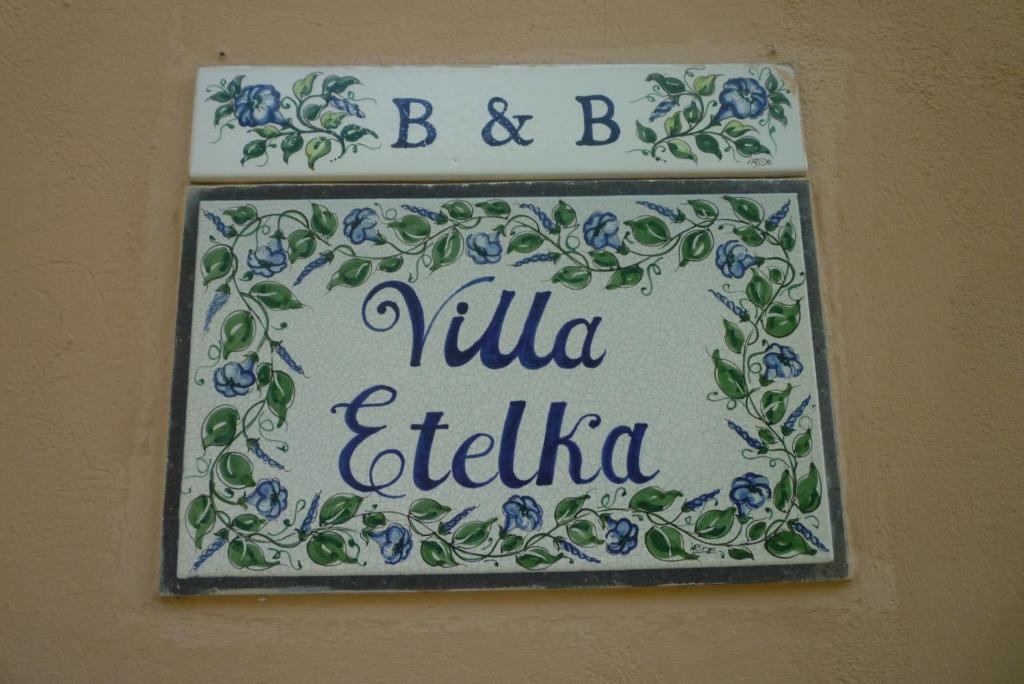 B&B Villa Etelka Aci Castello Buitenkant foto