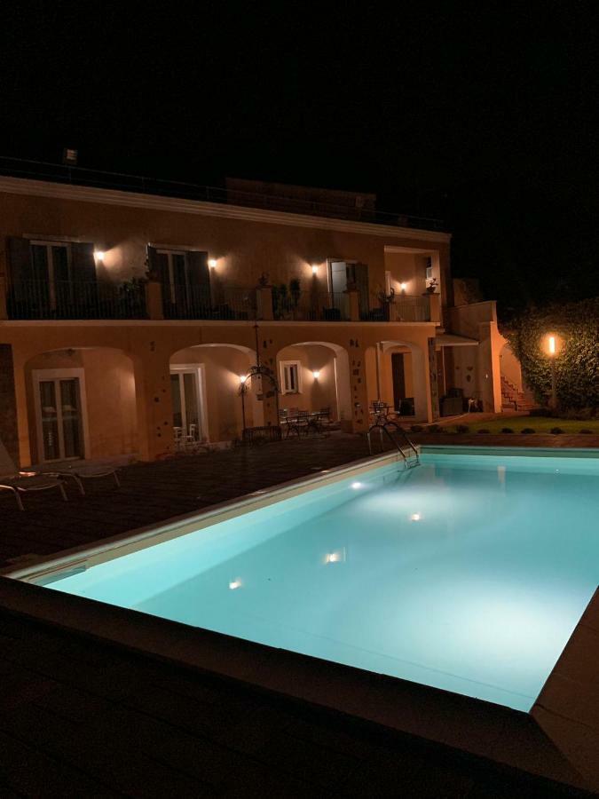 B&B Villa Etelka Aci Castello Buitenkant foto