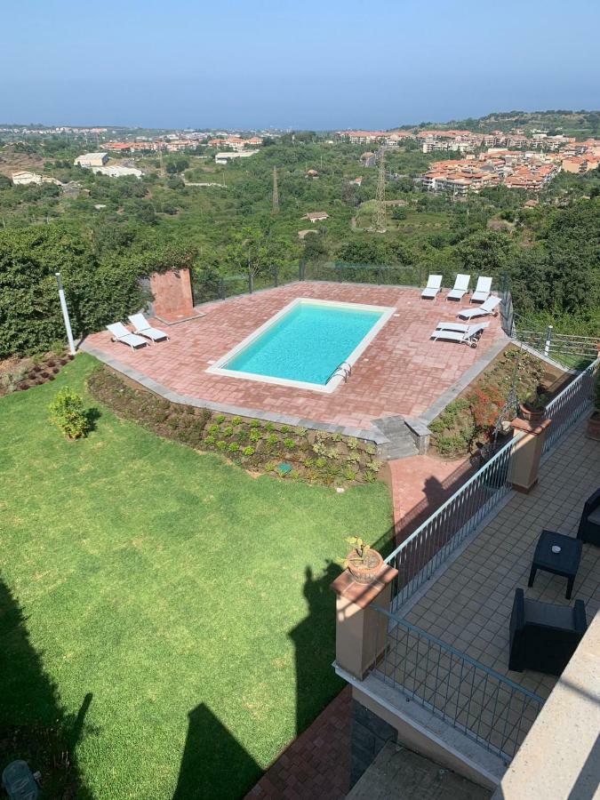 B&B Villa Etelka Aci Castello Buitenkant foto